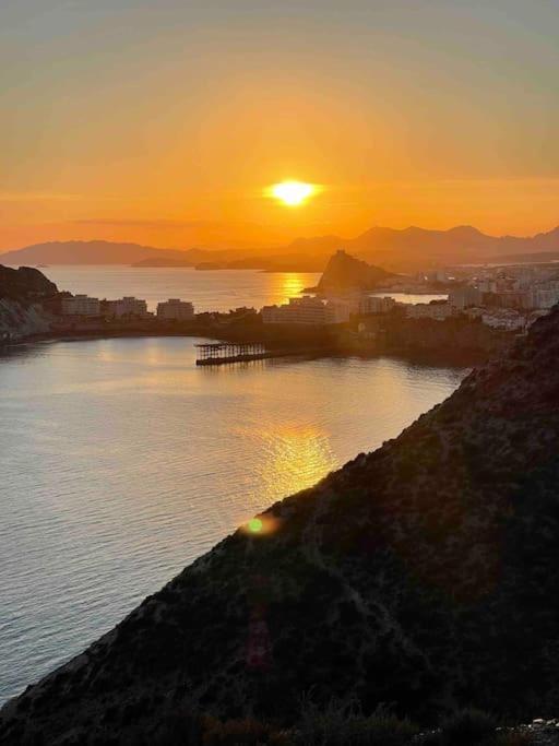 Luxury Designer Apartment - Unbeatable Sea Views Águilas Kültér fotó