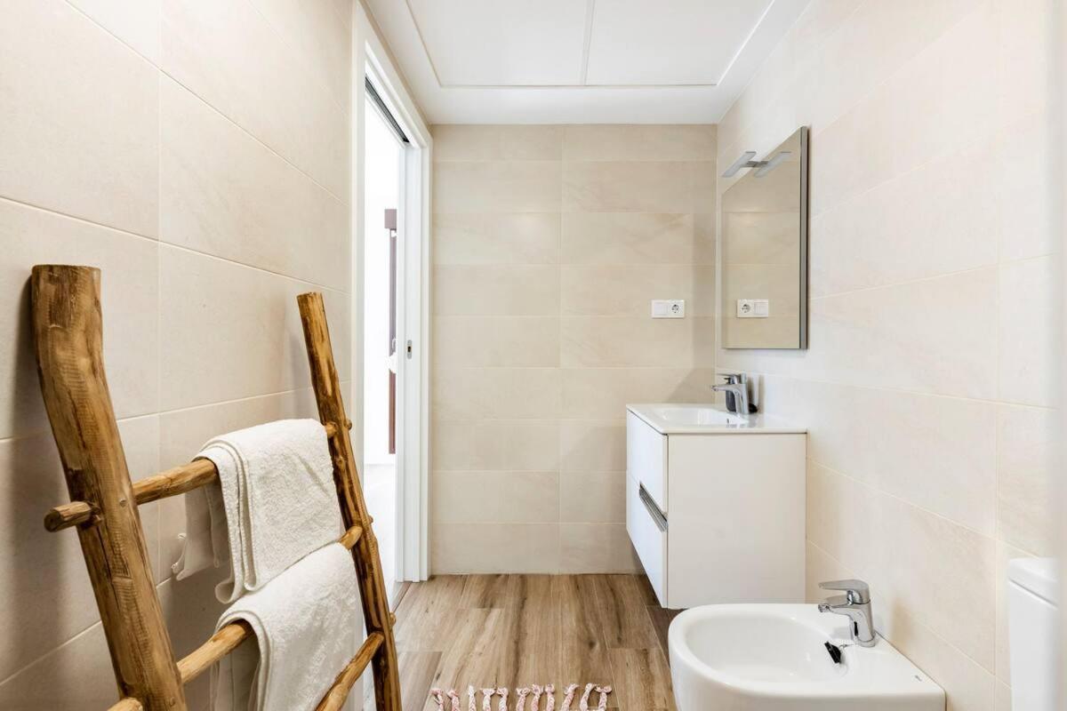Luxury Designer Apartment - Unbeatable Sea Views Águilas Kültér fotó